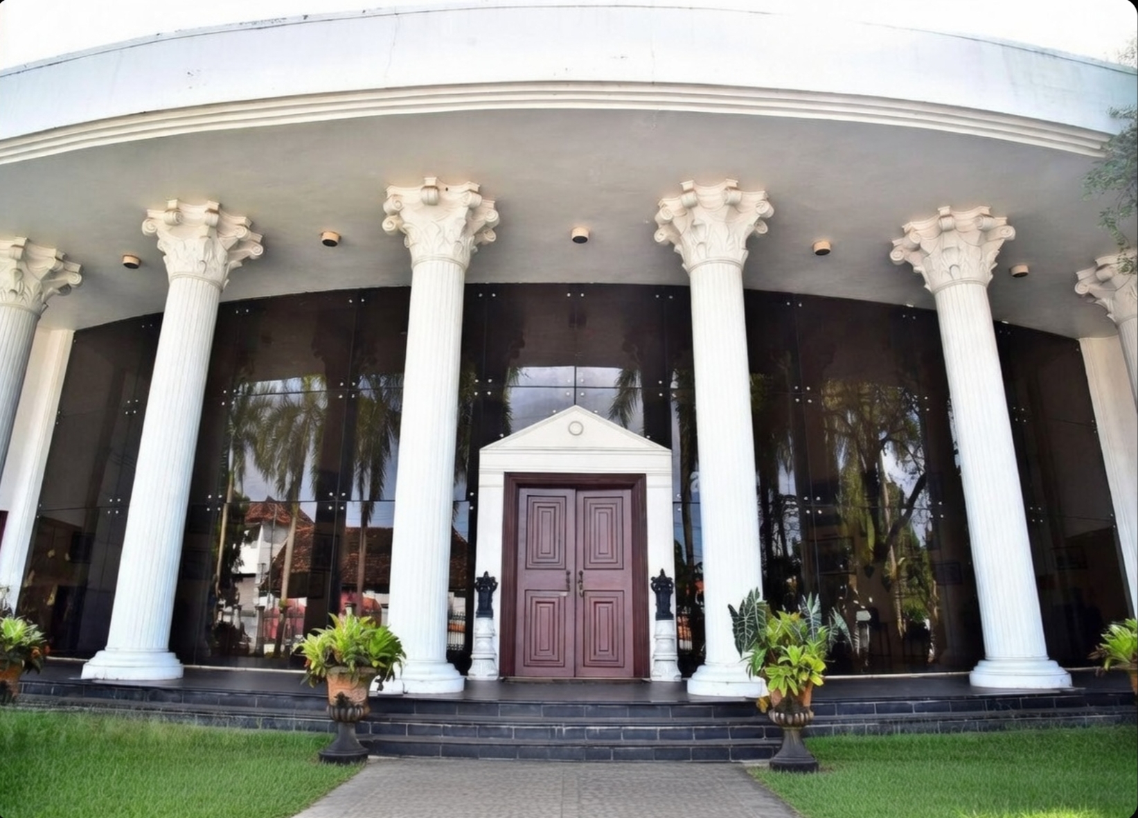 Revi Karunakaran Memorial Museum