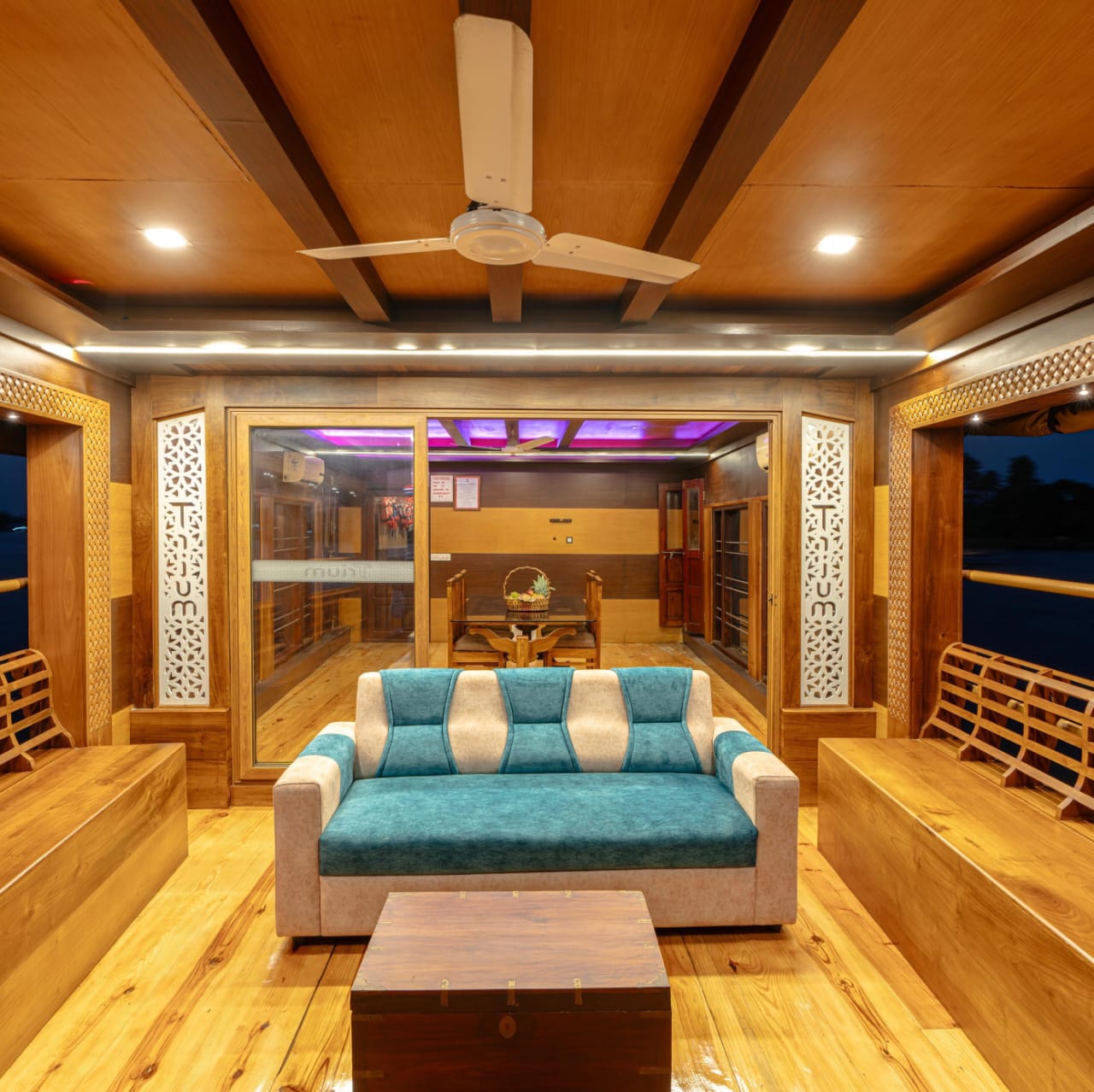 B2B Houseboat Tourism Partnership Program