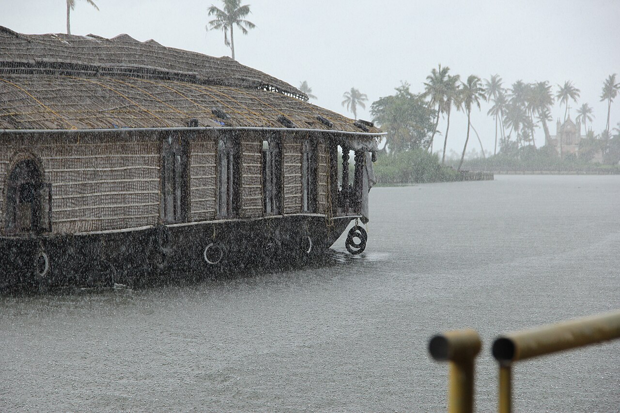 Monsoon in Kerala: Best Time for Houseboat and Backwater Tourism